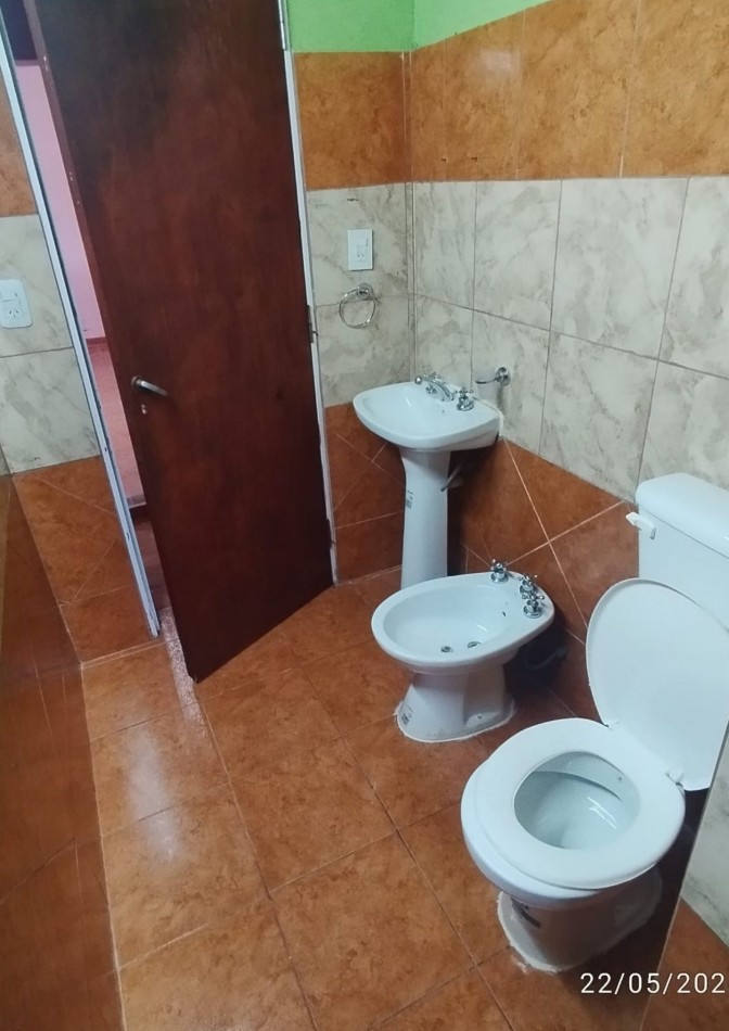 CASA DE DOS DORM EN ALQUILER